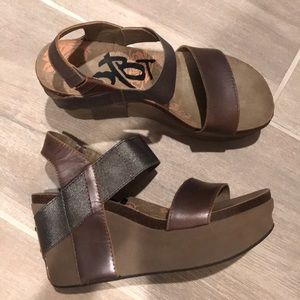 OTBT BUSHNELL WEDGE SANDAL